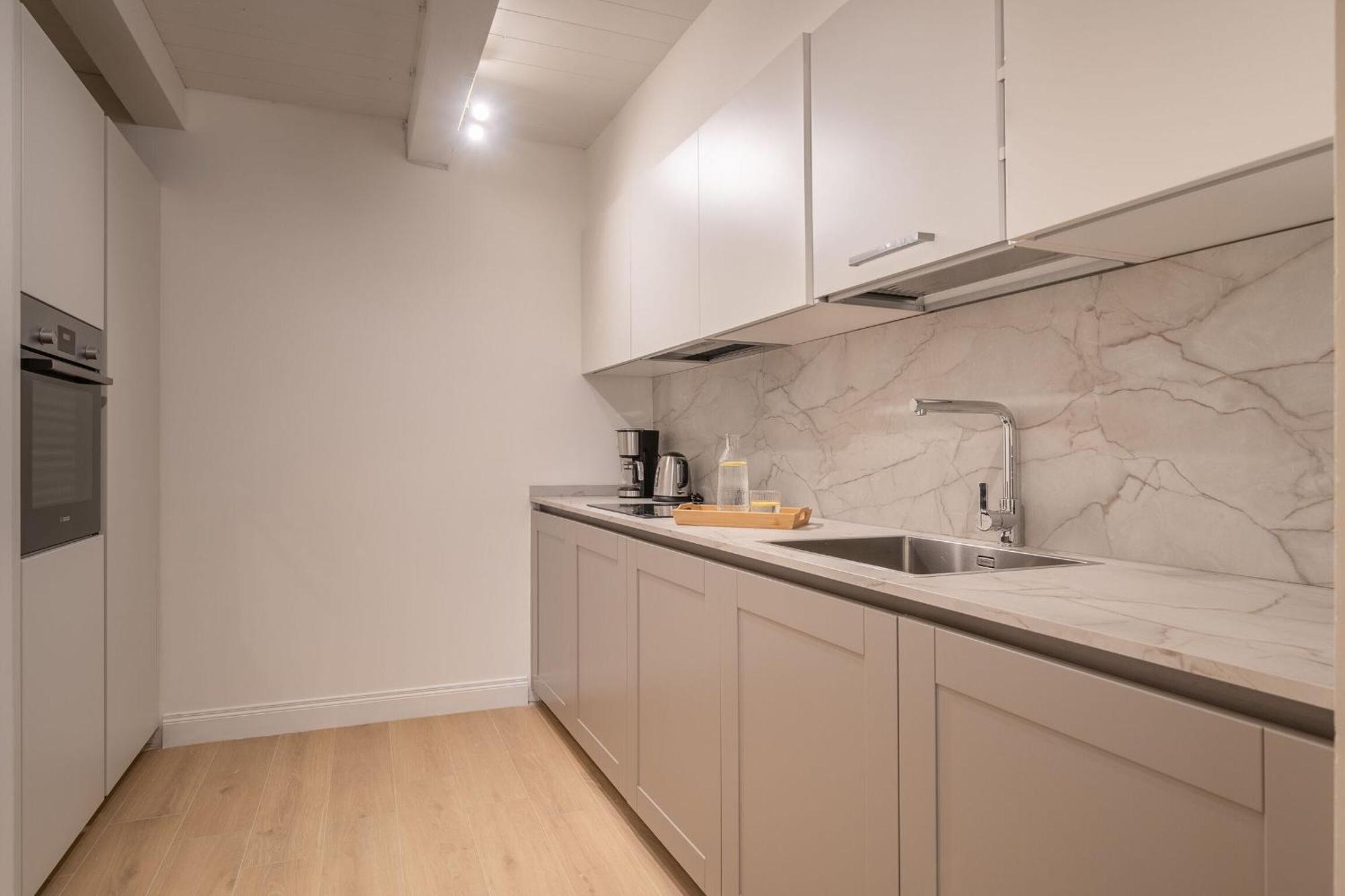 Apartment Deservi Charming Michelangelo Florence